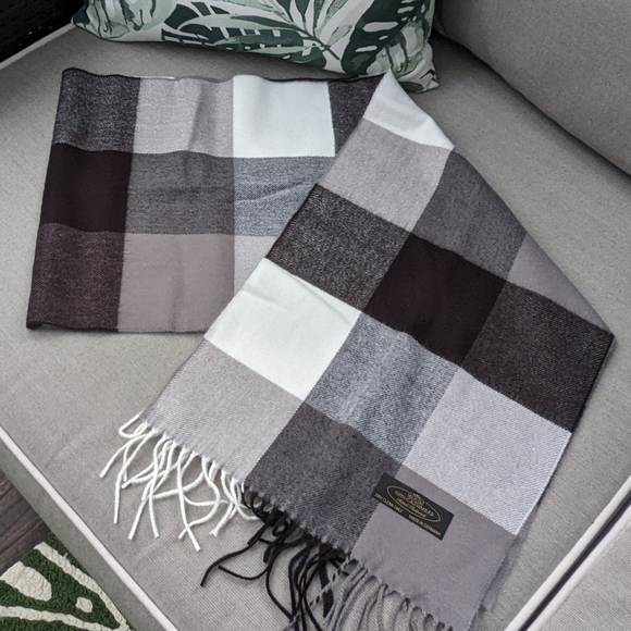 Black Gray Plaid Cashmere Scarf - Picture 1 of 3